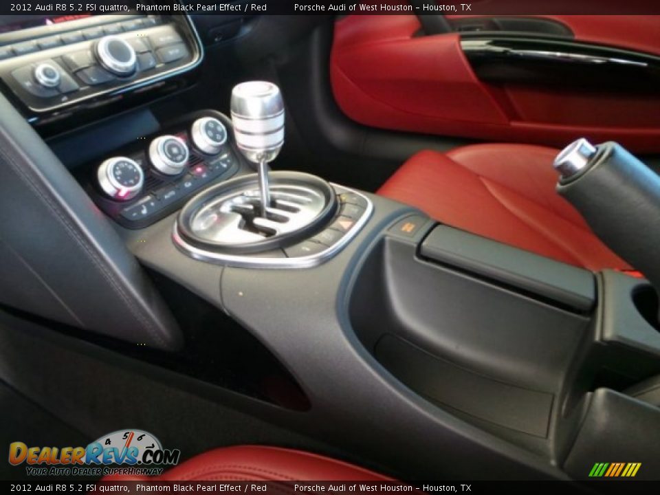 2012 Audi R8 5.2 FSI quattro Shifter Photo #18