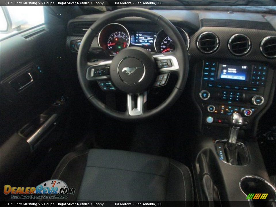 2015 Ford Mustang V6 Coupe Steering Wheel Photo #12