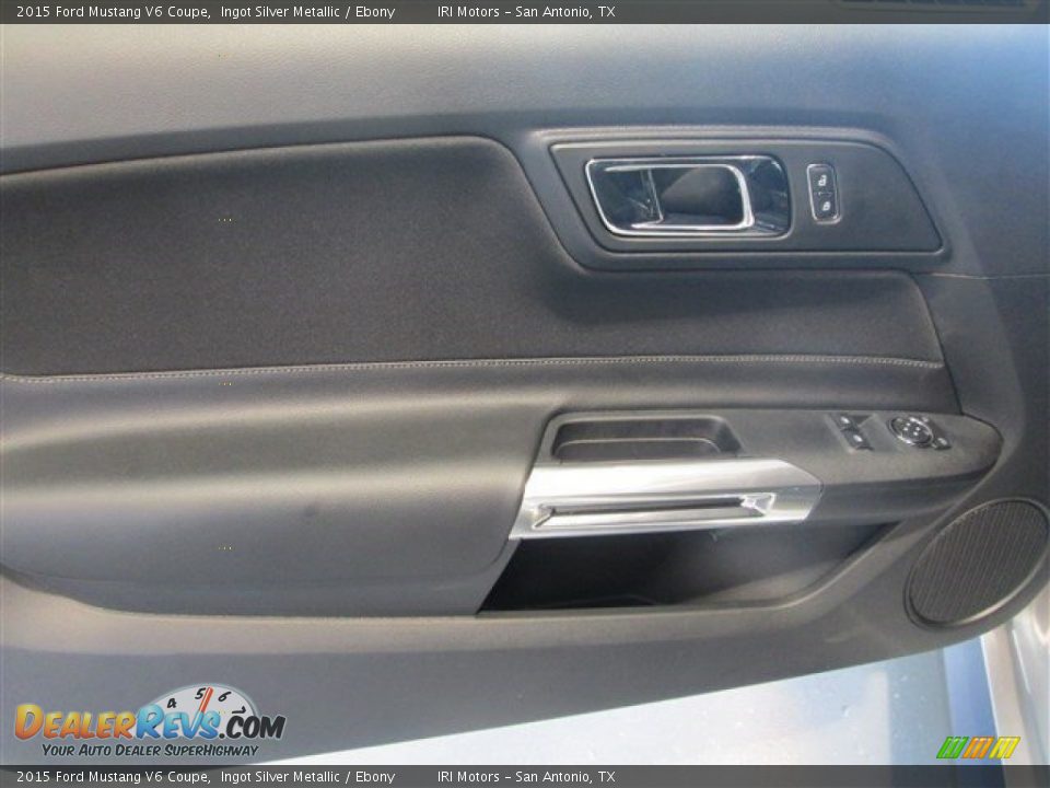 Door Panel of 2015 Ford Mustang V6 Coupe Photo #14