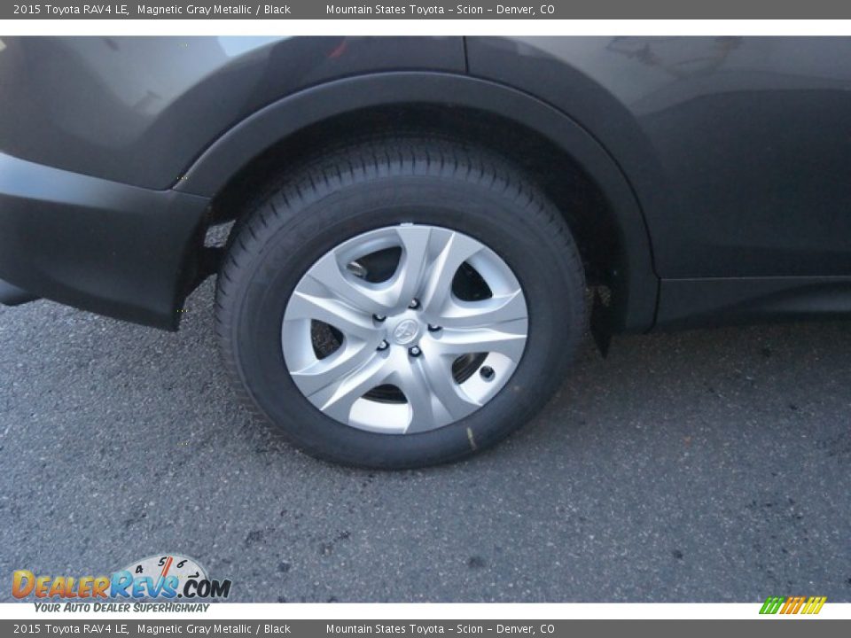 2015 Toyota RAV4 LE Magnetic Gray Metallic / Black Photo #9