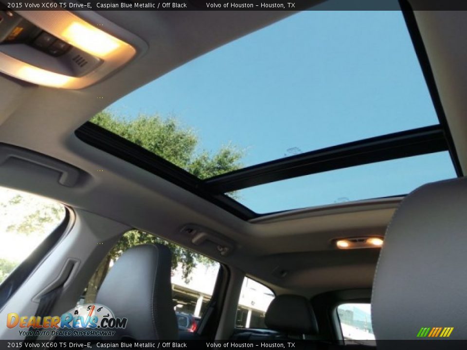 2015 Volvo XC60 T5 Drive-E Caspian Blue Metallic / Off Black Photo #16