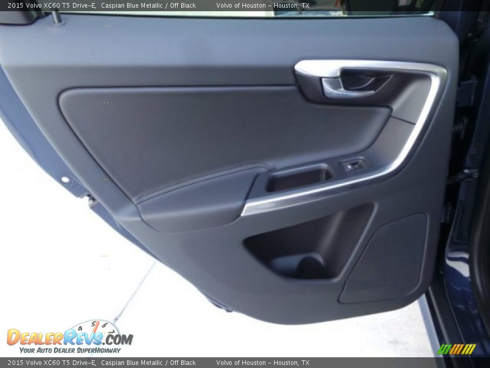 2015 Volvo XC60 T5 Drive-E Caspian Blue Metallic / Off Black Photo #23