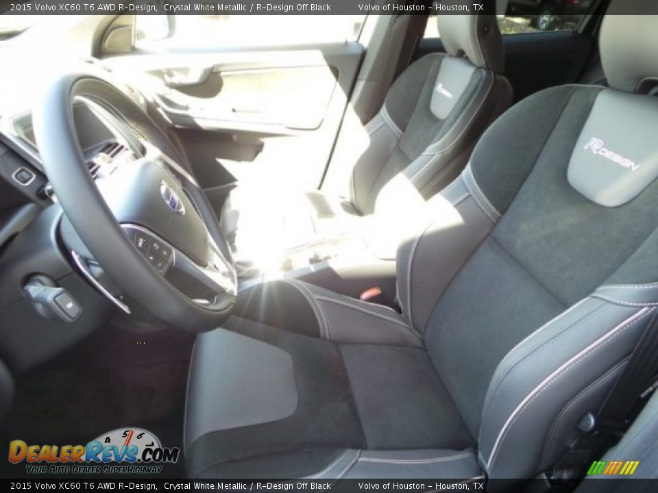 Front Seat of 2015 Volvo XC60 T6 AWD R-Design Photo #11