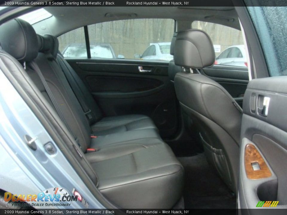 2009 Hyundai Genesis 3.8 Sedan Sterling Blue Metallic / Black Photo #23