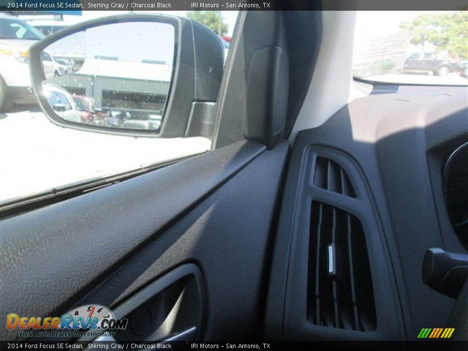 2014 Ford Focus SE Sedan Sterling Gray / Charcoal Black Photo #24