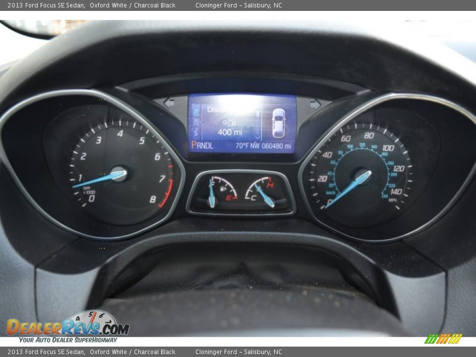 2013 Ford Focus SE Sedan Oxford White / Charcoal Black Photo #27