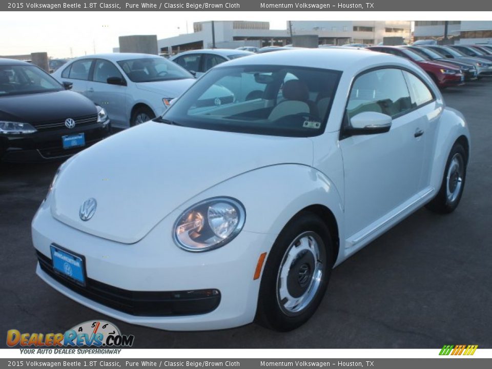 2015 Volkswagen Beetle 1.8T Classic Pure White / Classic Beige/Brown Cloth Photo #4