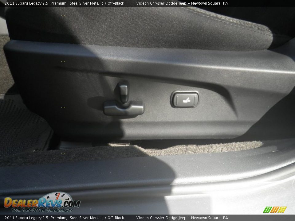 2011 Subaru Legacy 2.5i Premium Steel Silver Metallic / Off-Black Photo #14
