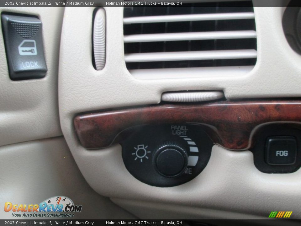2003 Chevrolet Impala LS White / Medium Gray Photo #14