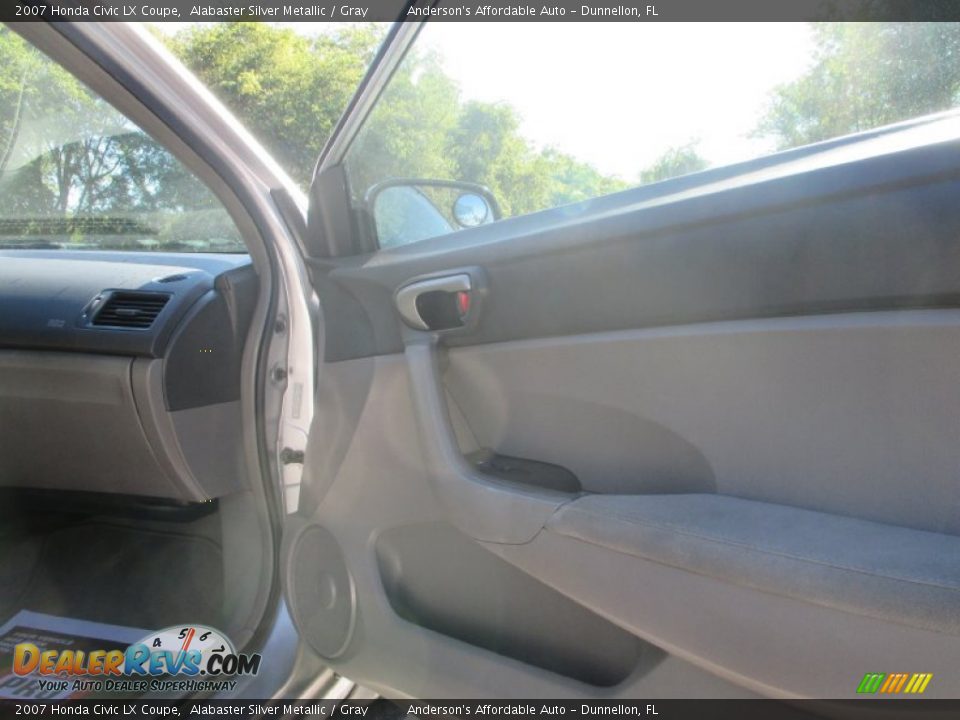 2007 Honda Civic LX Coupe Alabaster Silver Metallic / Gray Photo #17