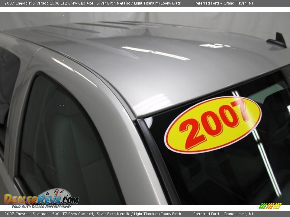 2007 Chevrolet Silverado 1500 LTZ Crew Cab 4x4 Silver Birch Metallic / Light Titanium/Ebony Black Photo #2