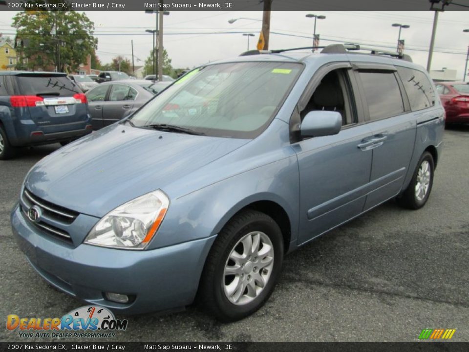 Front 3/4 View of 2007 Kia Sedona EX Photo #2