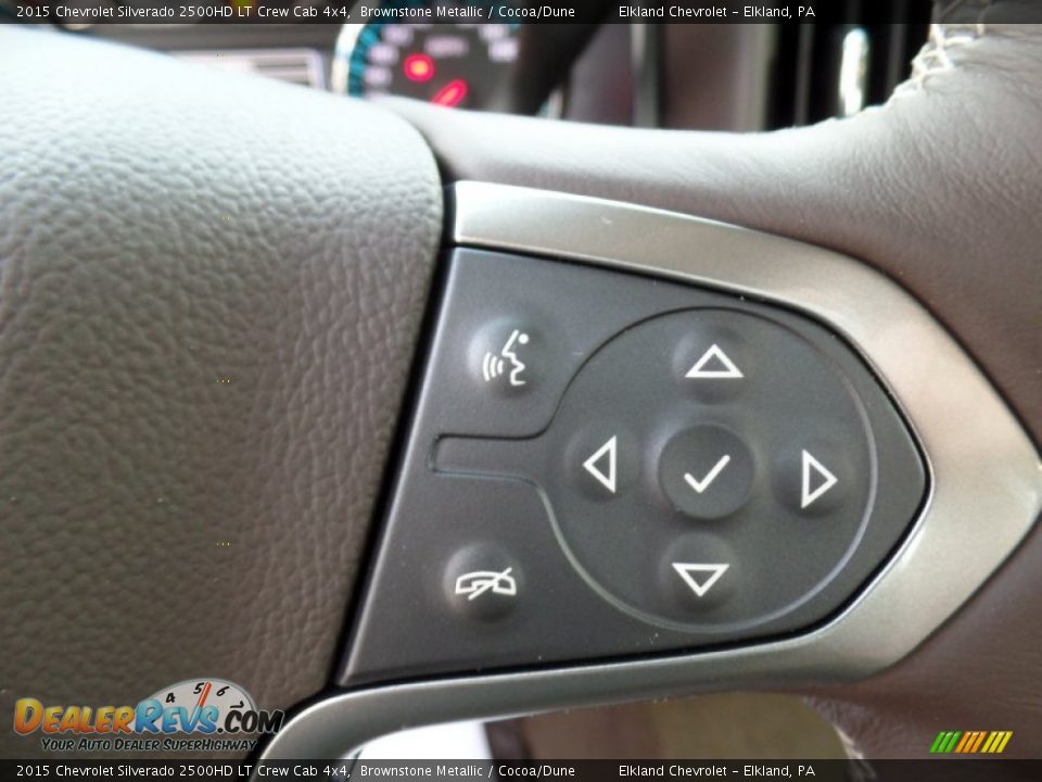 Controls of 2015 Chevrolet Silverado 2500HD LT Crew Cab 4x4 Photo #21