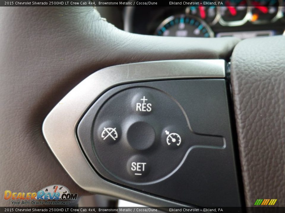 Controls of 2015 Chevrolet Silverado 2500HD LT Crew Cab 4x4 Photo #22