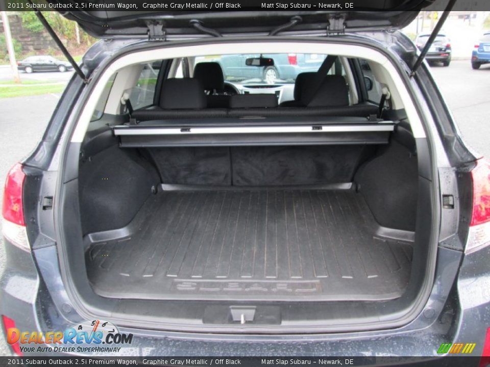 2011 Subaru Outback 2.5i Premium Wagon Graphite Gray Metallic / Off Black Photo #19