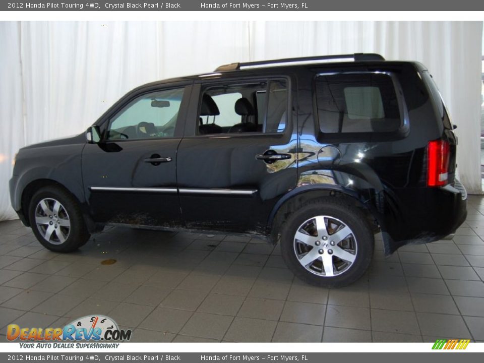 2012 Honda Pilot Touring 4WD Crystal Black Pearl / Black Photo #11