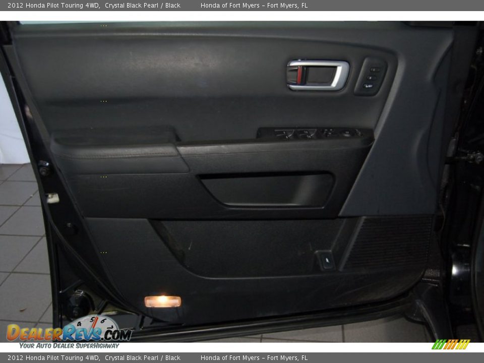 2012 Honda Pilot Touring 4WD Crystal Black Pearl / Black Photo #12