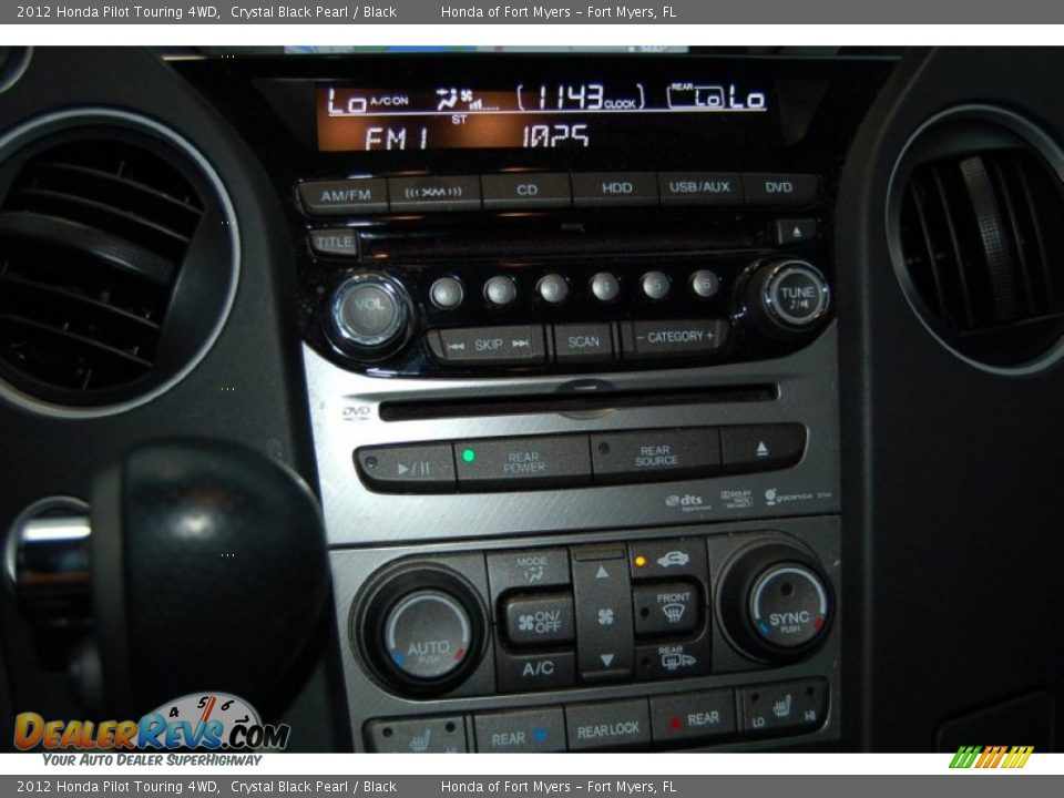 2012 Honda Pilot Touring 4WD Crystal Black Pearl / Black Photo #22