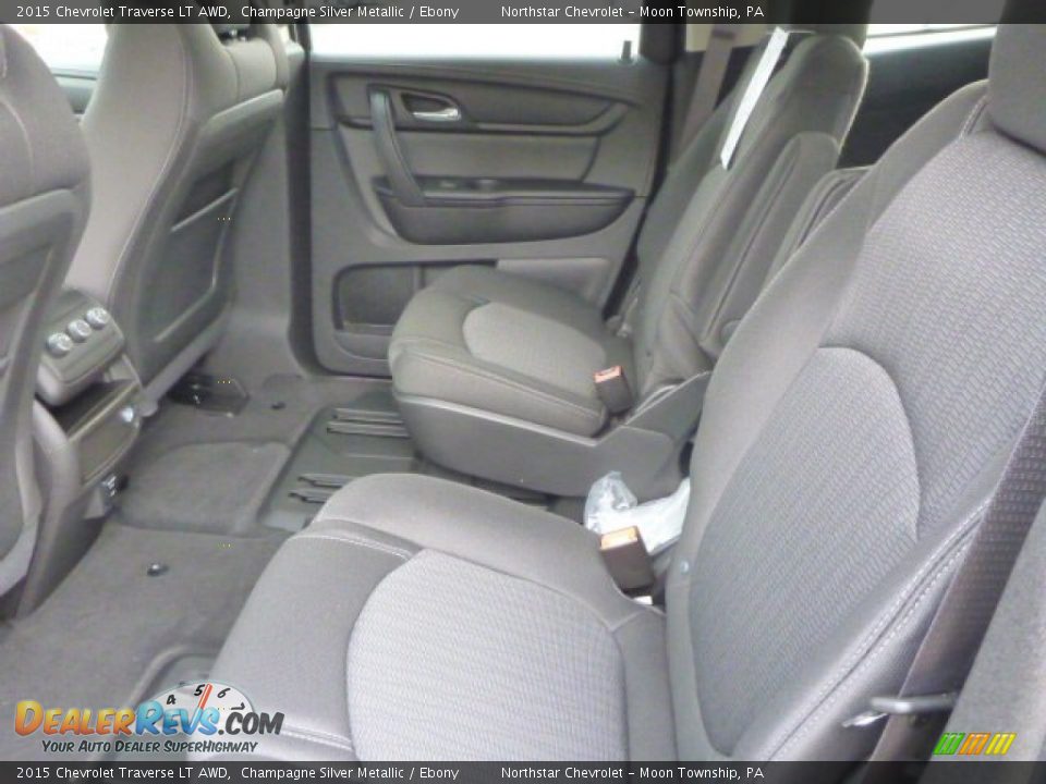 2015 Chevrolet Traverse LT AWD Champagne Silver Metallic / Ebony Photo #11
