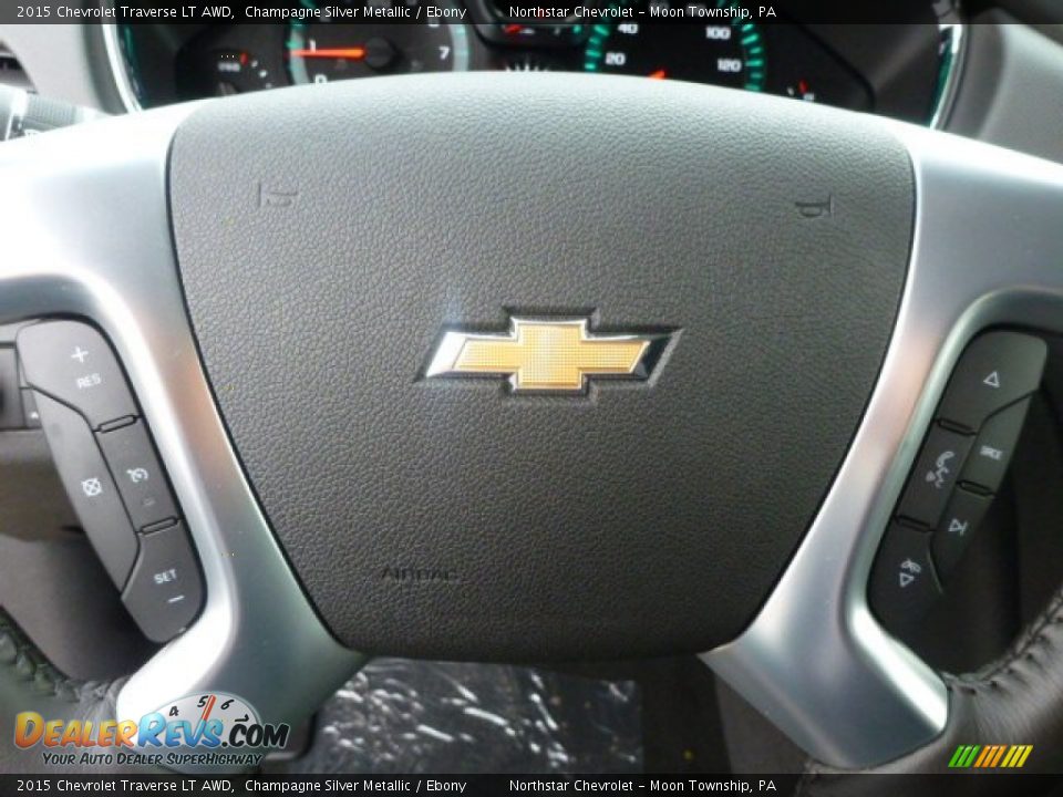 2015 Chevrolet Traverse LT AWD Champagne Silver Metallic / Ebony Photo #18