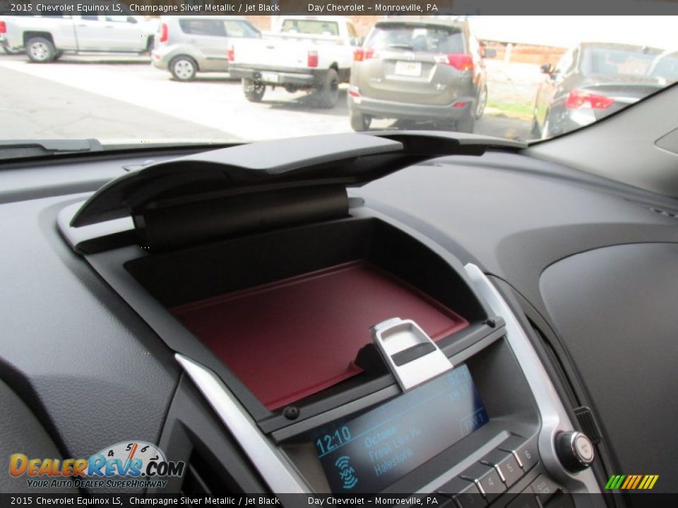 2015 Chevrolet Equinox LS Champagne Silver Metallic / Jet Black Photo #18
