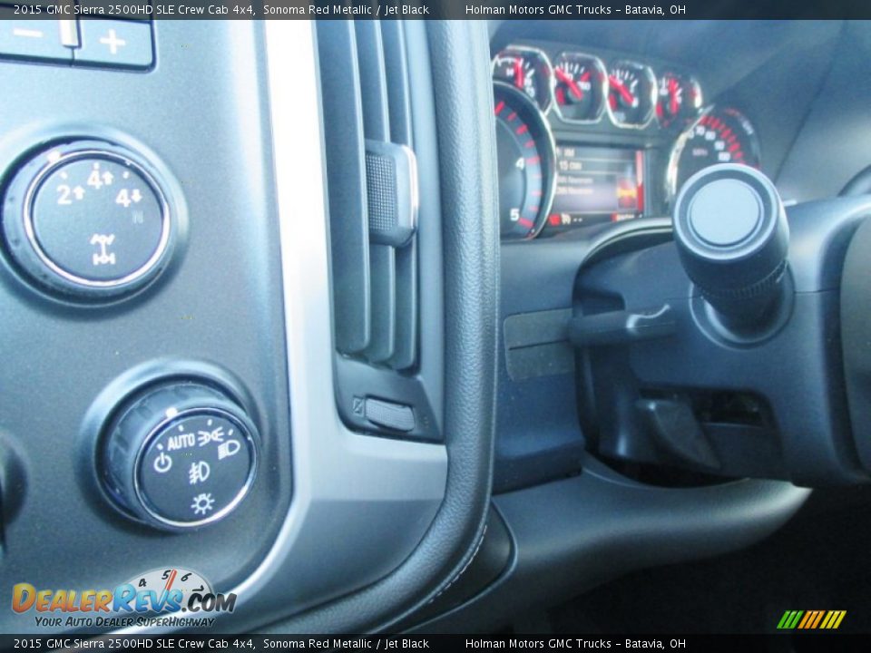 2015 GMC Sierra 2500HD SLE Crew Cab 4x4 Sonoma Red Metallic / Jet Black Photo #32