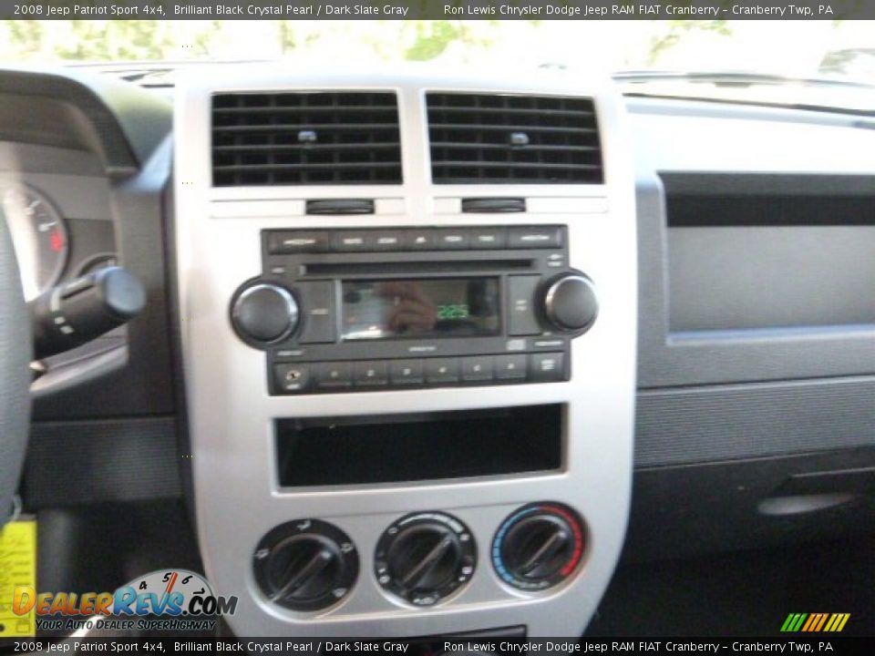 2008 Jeep Patriot Sport 4x4 Brilliant Black Crystal Pearl / Dark Slate Gray Photo #16