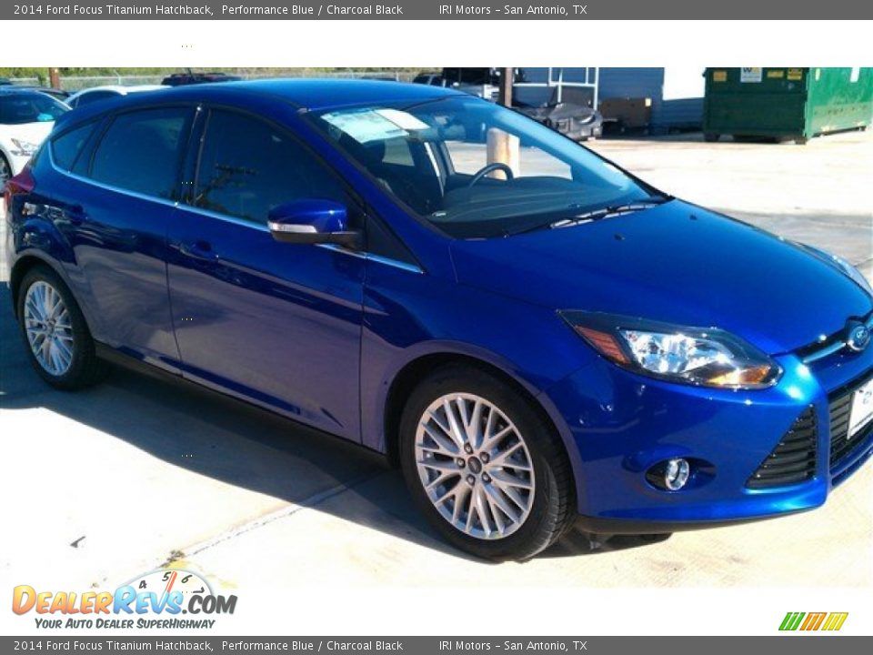 2014 Ford Focus Titanium Hatchback Performance Blue / Charcoal Black Photo #6