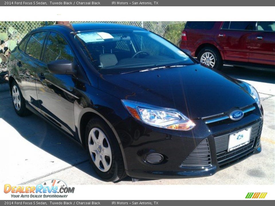 2014 Ford Focus S Sedan Tuxedo Black / Charcoal Black Photo #7