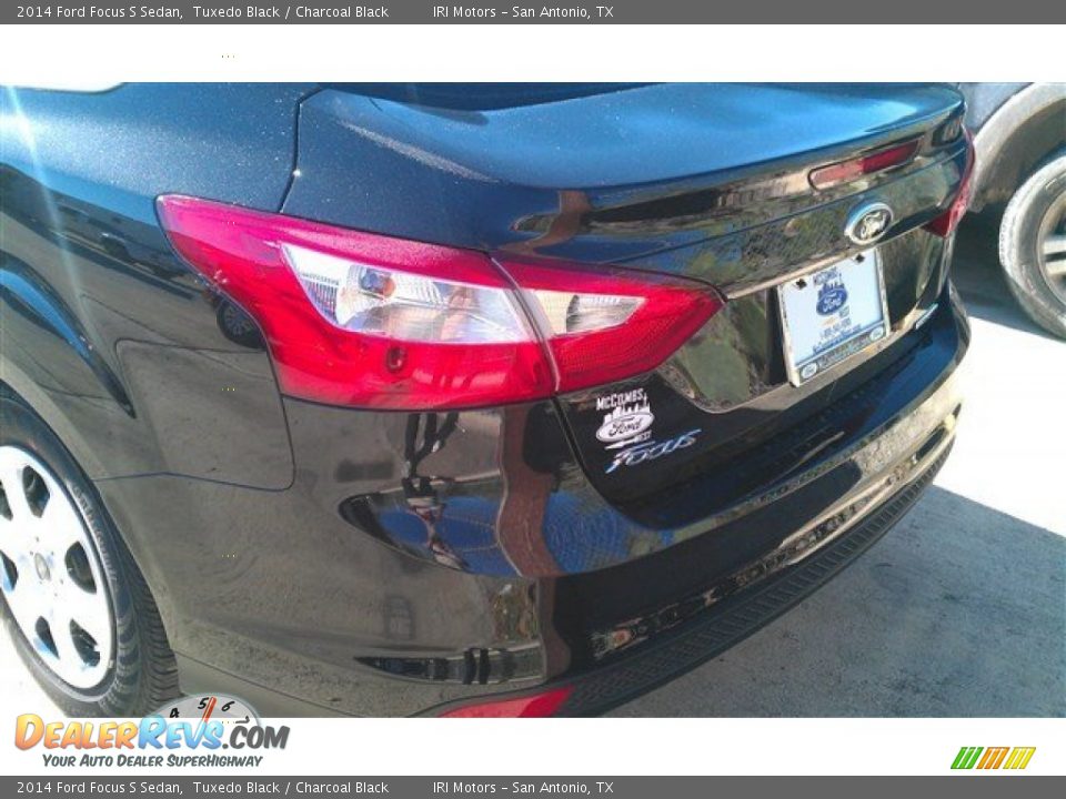 2014 Ford Focus S Sedan Tuxedo Black / Charcoal Black Photo #12
