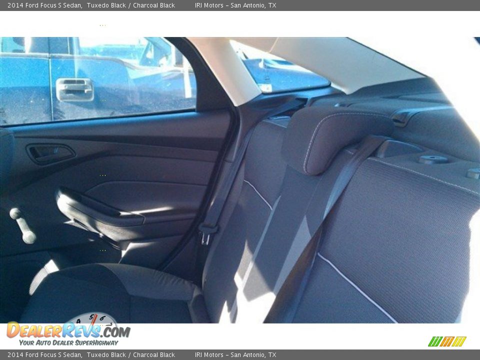 2014 Ford Focus S Sedan Tuxedo Black / Charcoal Black Photo #14