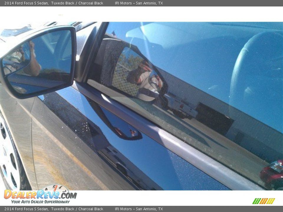2014 Ford Focus S Sedan Tuxedo Black / Charcoal Black Photo #17