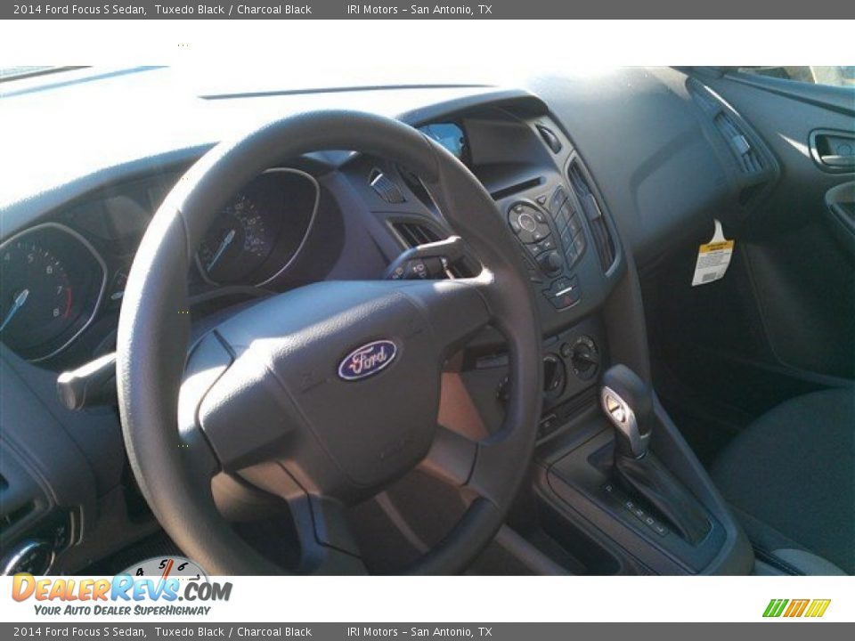 2014 Ford Focus S Sedan Tuxedo Black / Charcoal Black Photo #21