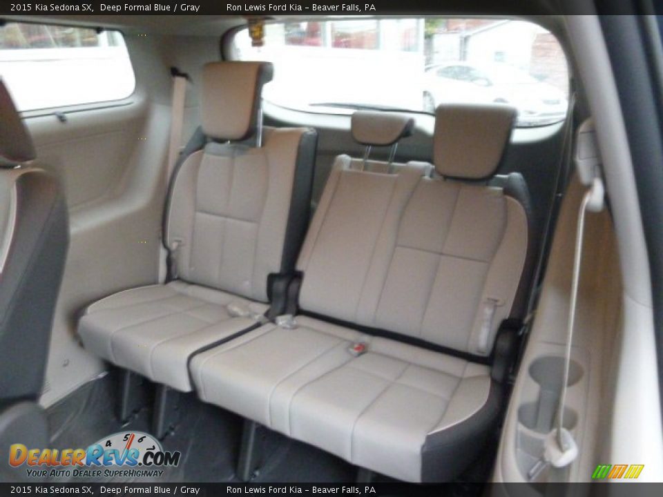 Rear Seat of 2015 Kia Sedona SX Photo #13