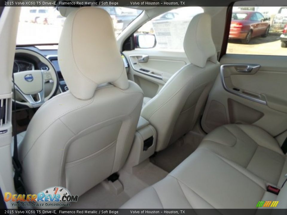 2015 Volvo XC60 T5 Drive-E Flamenco Red Metallic / Soft Beige Photo #23