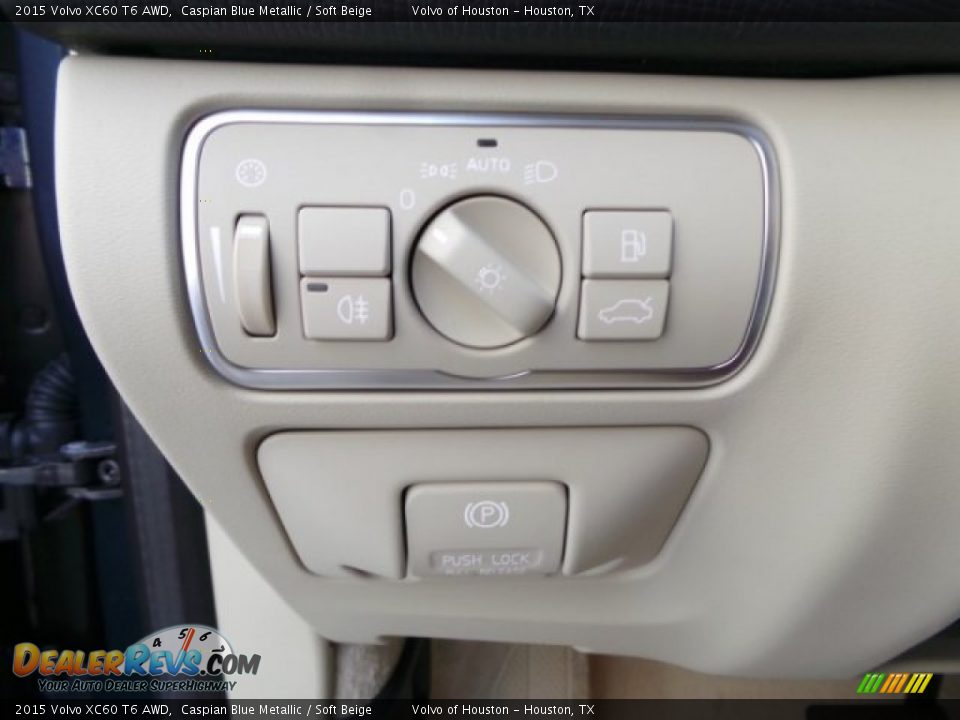 2015 Volvo XC60 T6 AWD Caspian Blue Metallic / Soft Beige Photo #22