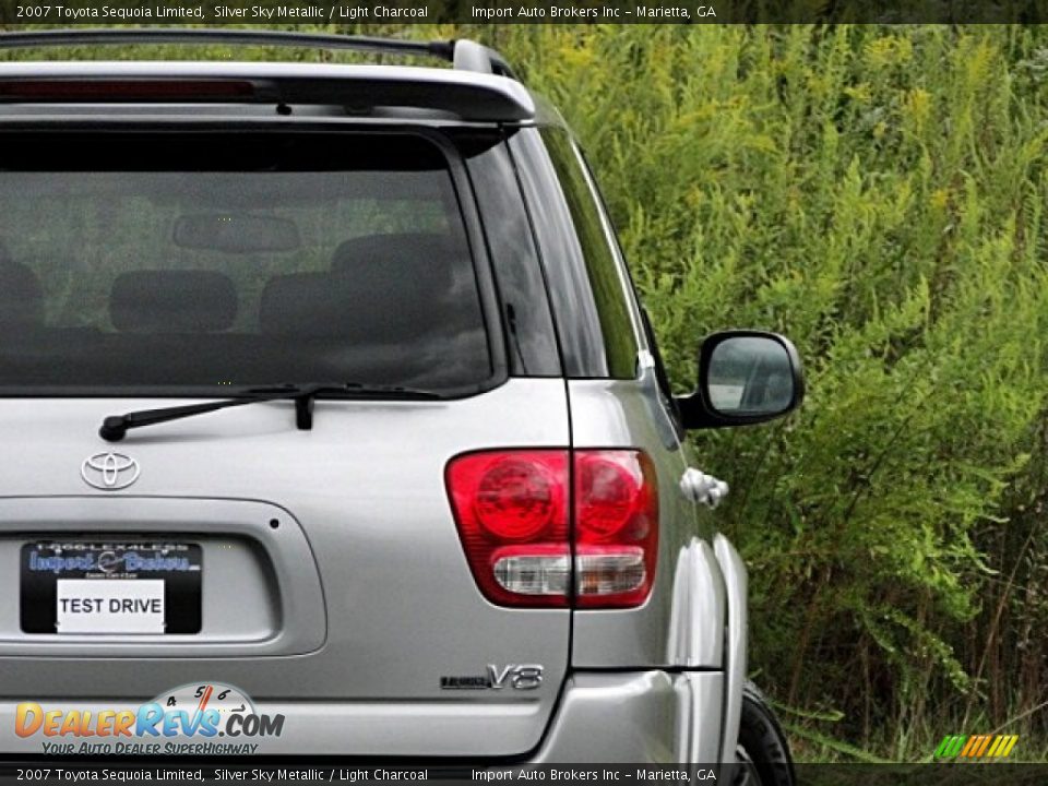 2007 Toyota Sequoia Limited Silver Sky Metallic / Light Charcoal Photo #31