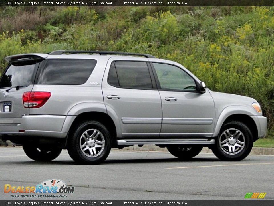 2007 Toyota Sequoia Limited Silver Sky Metallic / Light Charcoal Photo #32