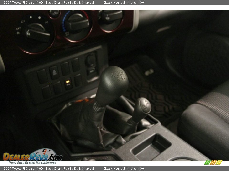 2007 Toyota FJ Cruiser 4WD Black Cherry Pearl / Dark Charcoal Photo #8