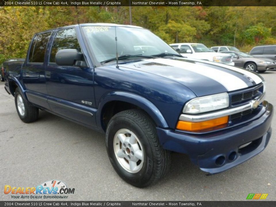 2004 Chevrolet S10 LS Crew Cab 4x4 Indigo Blue Metallic / Graphite Photo #6