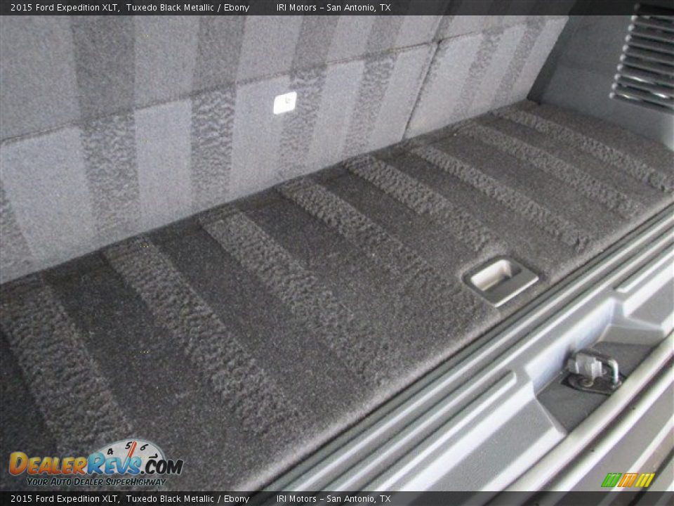 2015 Ford Expedition XLT Tuxedo Black Metallic / Ebony Photo #15