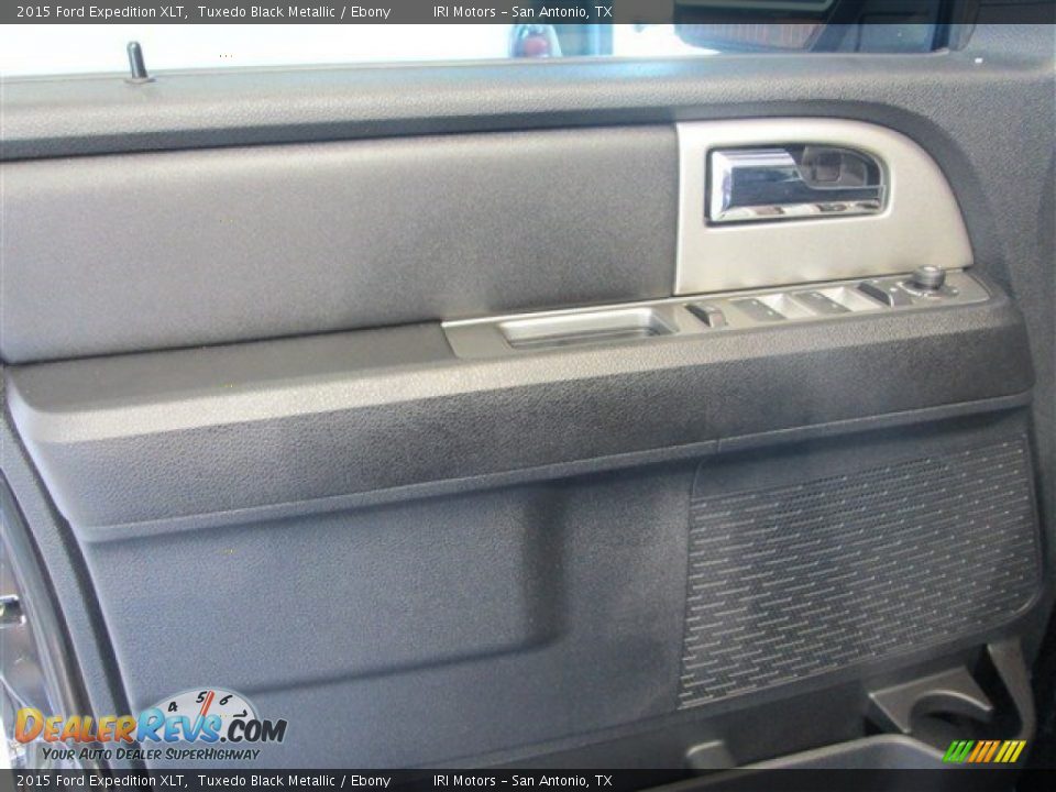 2015 Ford Expedition XLT Tuxedo Black Metallic / Ebony Photo #17