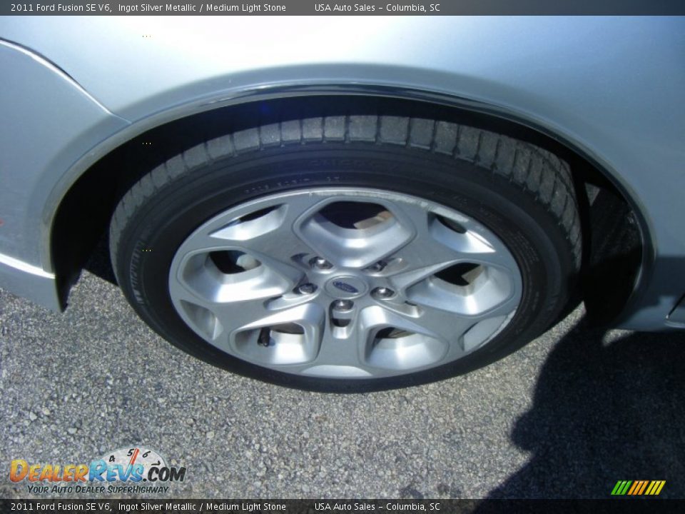 2011 Ford Fusion SE V6 Ingot Silver Metallic / Medium Light Stone Photo #8