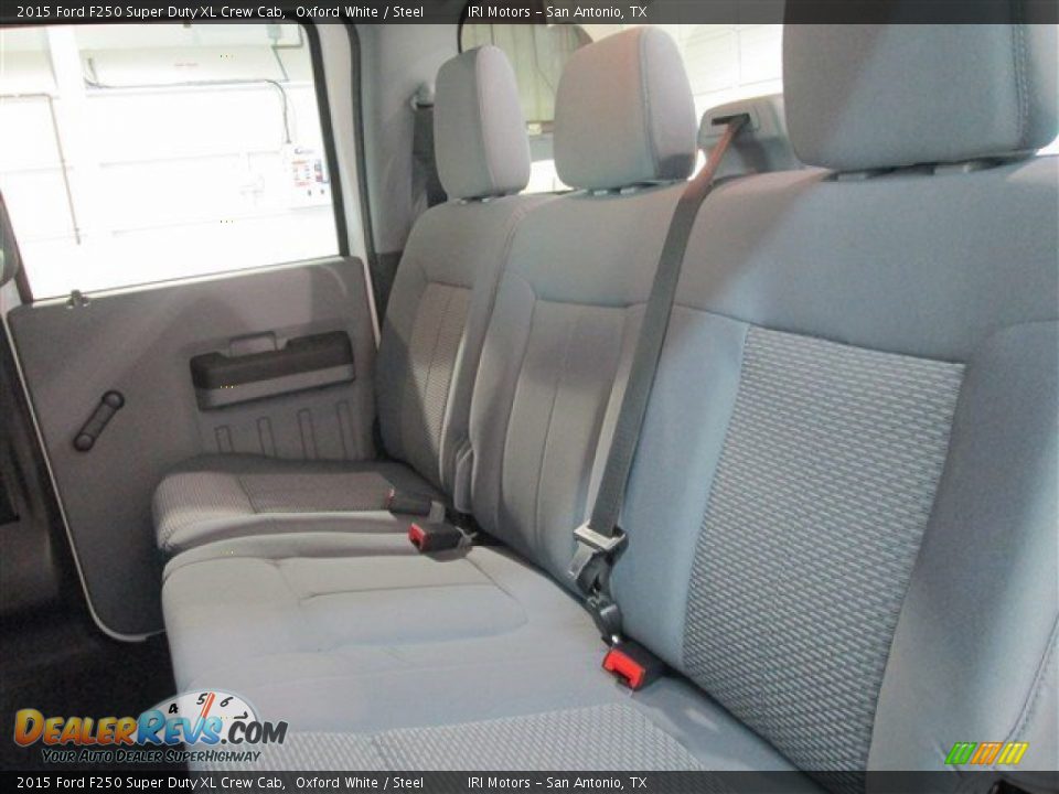2015 Ford F250 Super Duty XL Crew Cab Oxford White / Steel Photo #10