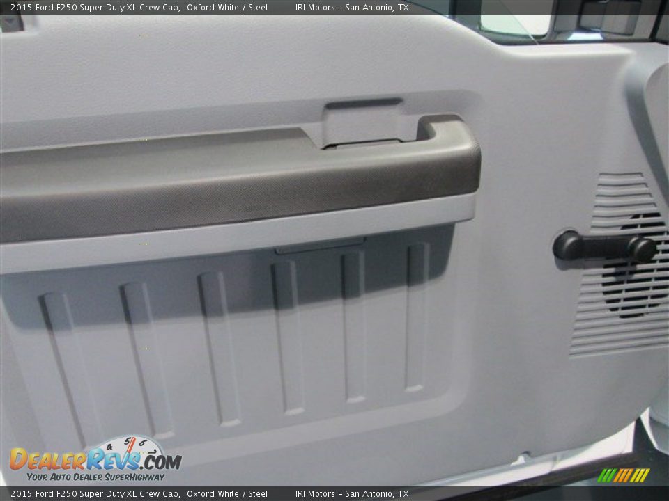 2015 Ford F250 Super Duty XL Crew Cab Oxford White / Steel Photo #12