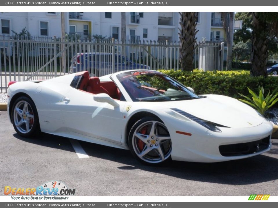 Front 3/4 View of 2014 Ferrari 458 Spider Photo #31