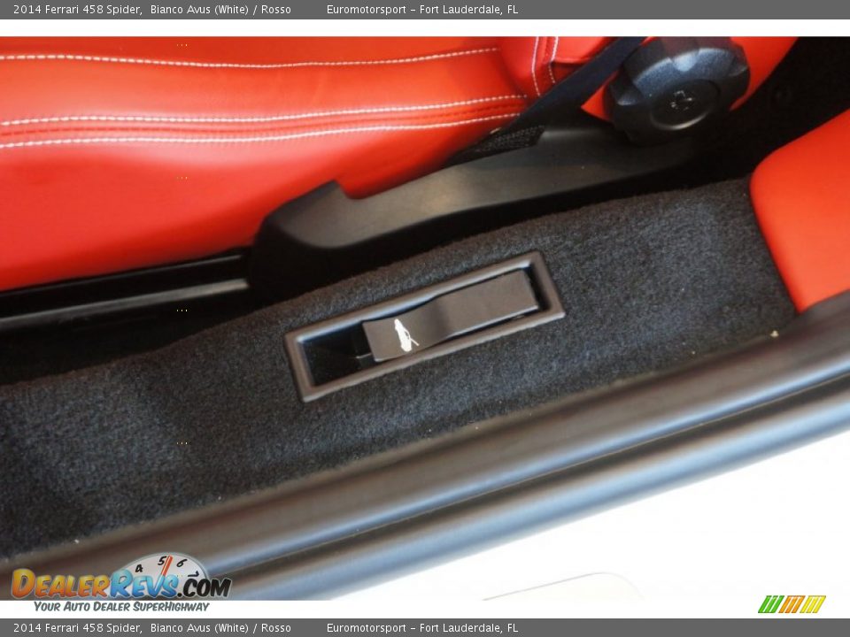Controls of 2014 Ferrari 458 Spider Photo #60