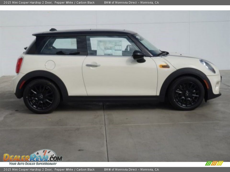 2015 Mini Cooper Hardtop 2 Door Pepper White / Carbon Black Photo #2