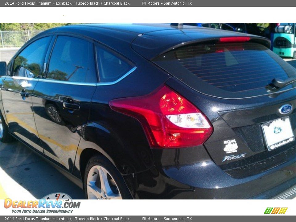 2014 Ford Focus Titanium Hatchback Tuxedo Black / Charcoal Black Photo #12
