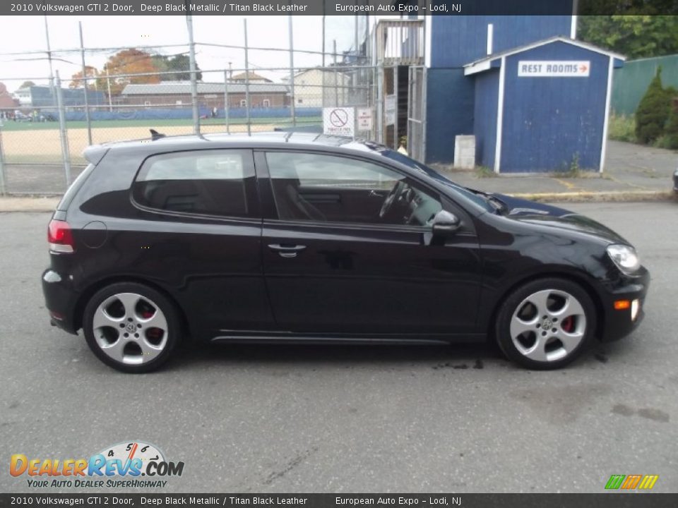 2010 Volkswagen GTI 2 Door Deep Black Metallic / Titan Black Leather Photo #6